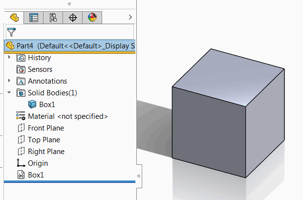 Macro feature generates solid body